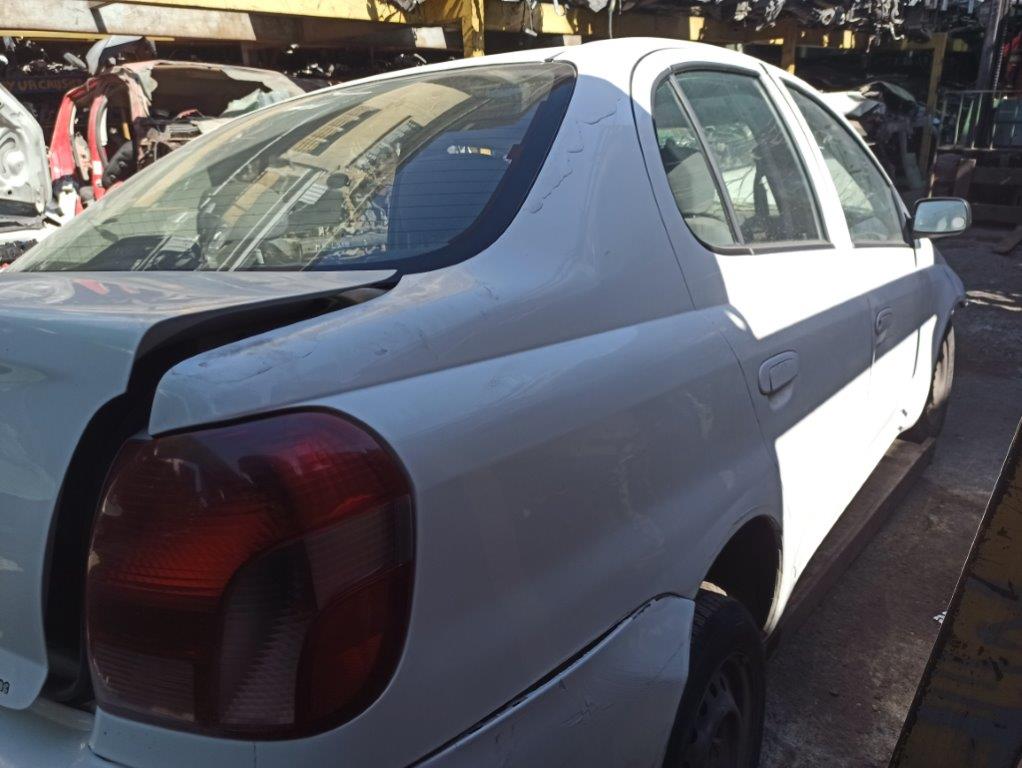  Toyota YARIS 2002    EN DESARME